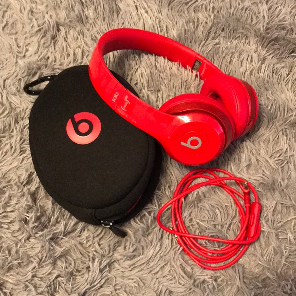 Dr. Dre Red Solo Beats